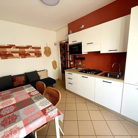 Apartament With Premium Amenities,